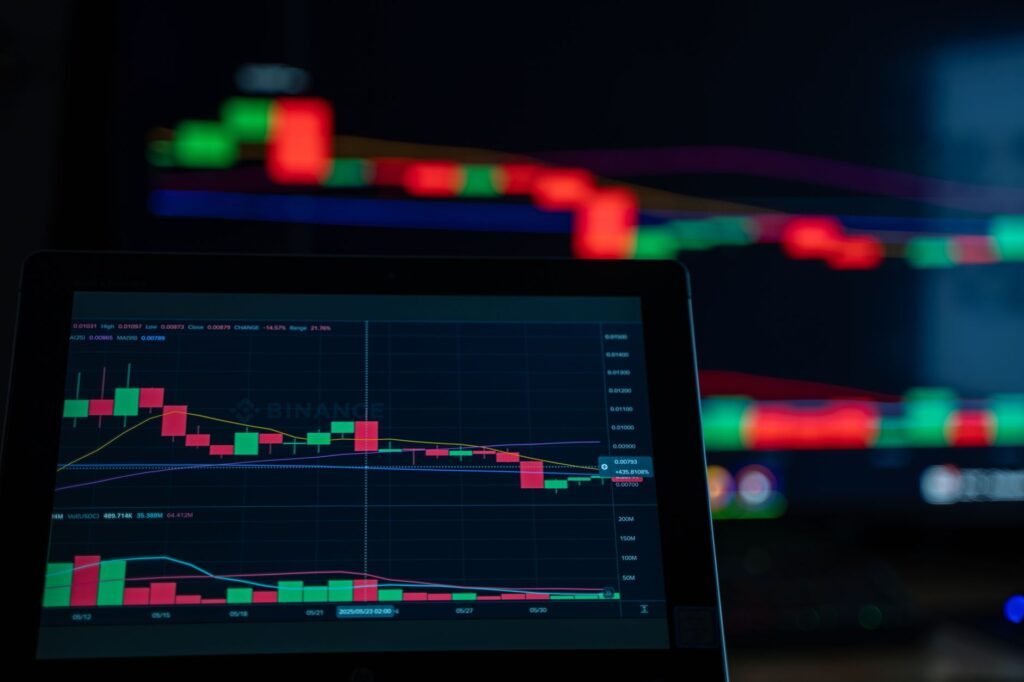 Bull and bear market scenarios for ECB Professional Forecasts: Q3 2026 Macro Outlook