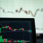 Macro Currents: Trade Tensions and Tech Catalysts