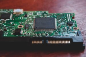 Micron Earnings Spark Tech Rally: A Macro-Finance Perspective